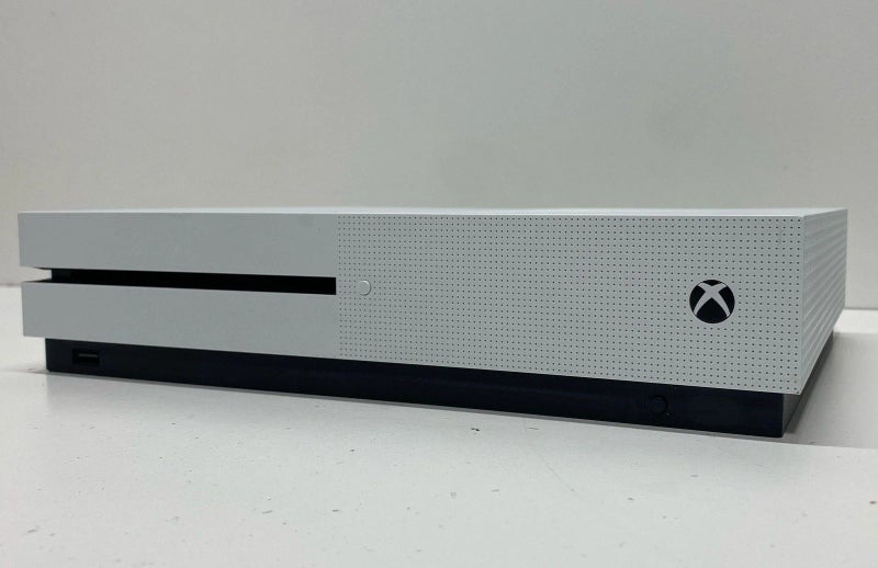 Xbox One S 1TB Disc Carousel 1