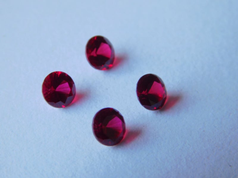 Ruby - Round - 5mm Carousel 2