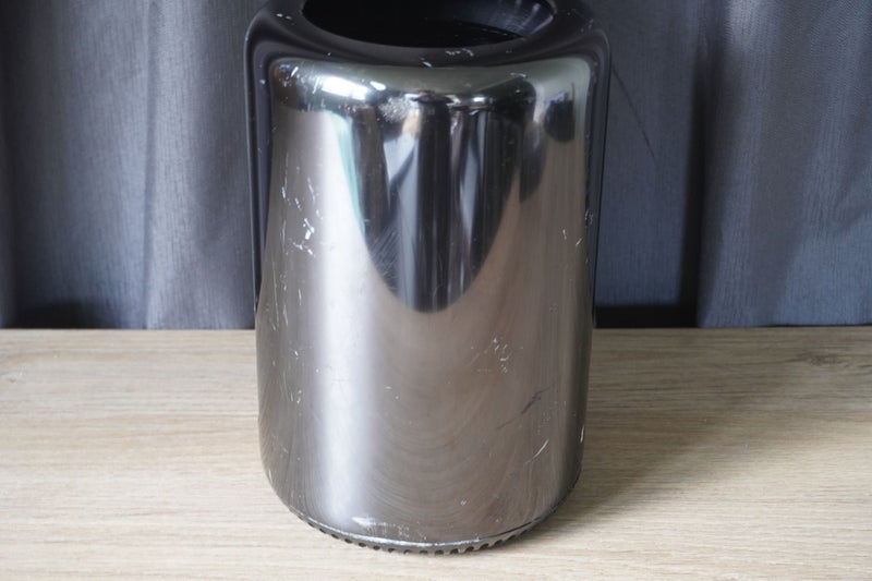 Apple Mac Pro - Great Working Condition - Ready to Safely Send - Warranty Carousel 2