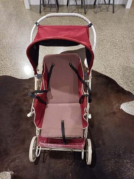 Oxley Push Chair & Pram Carousel 1