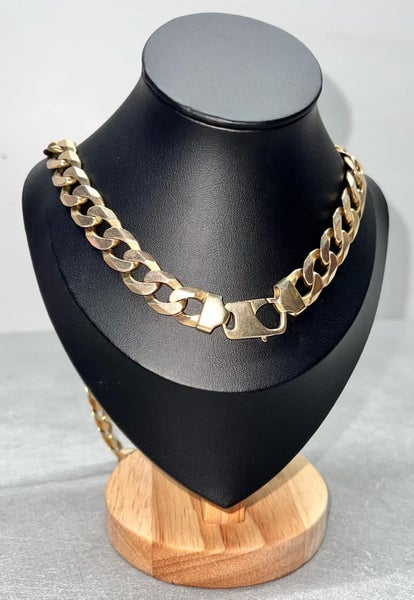 MHJ-10kt Yellow Gold Solid Curb Chain Carousel 6