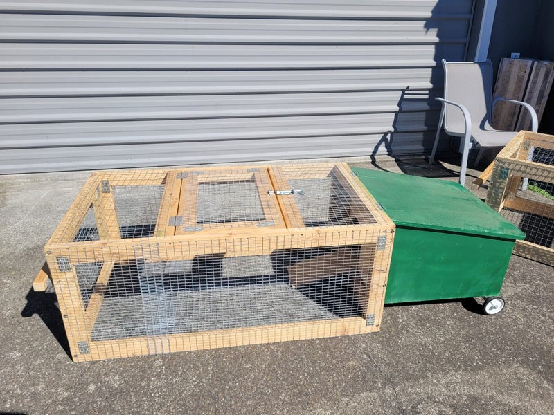 Rabbit hutch Carousel 1