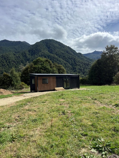 Image 2 of 15