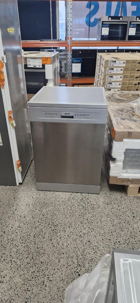 Smeg DWA6214X2 60cm Freestanding Dishwasher Carousel 2