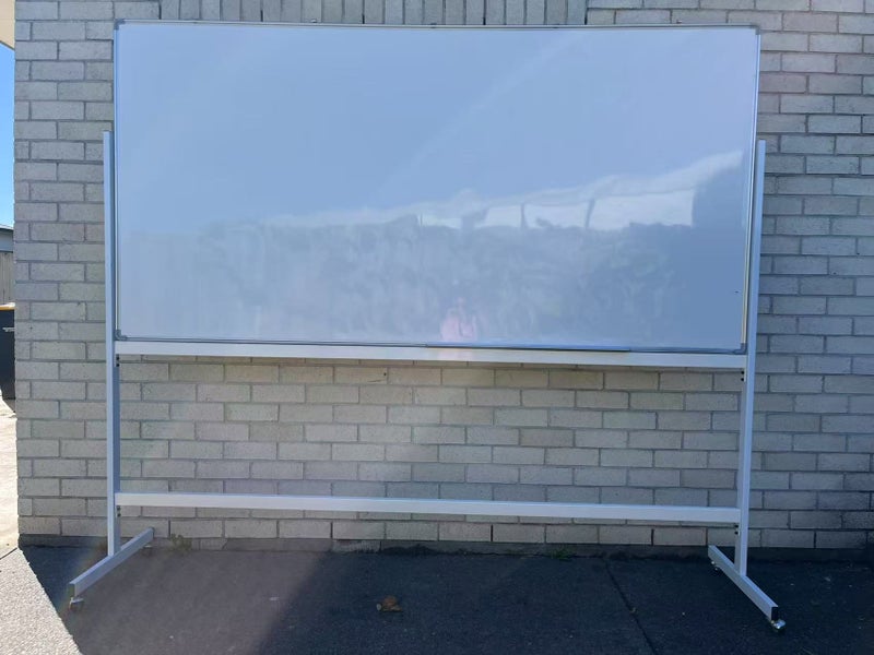 magnetic whiteboard on stand Carousel 2