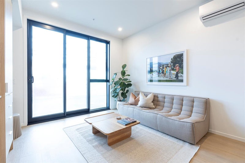 Small but Mighty Brick-and-Mortar Investment62865847549569114
