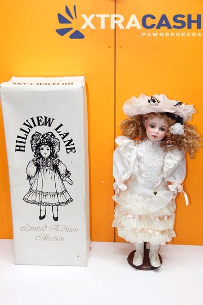 Hillview Lane - Limited Edition Collection Porcelain Doll - Chantelle Carousel 1