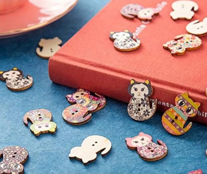 10pce Cat Shaped Vintage Pattern Craft Buttons Carousel 2