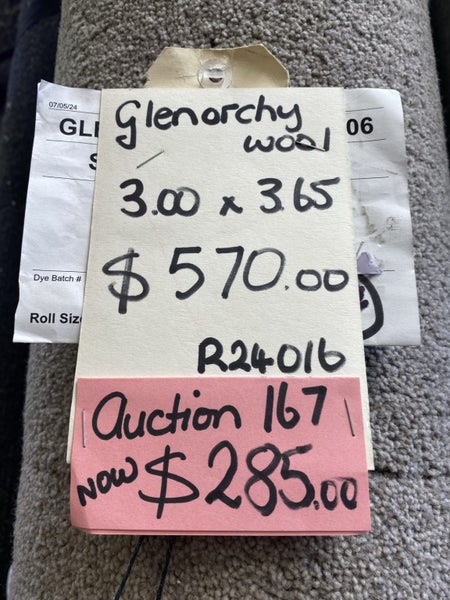 Auction 167- 3.00 x 3.65 metres,Pure wool, cut pile carpet Carousel 1