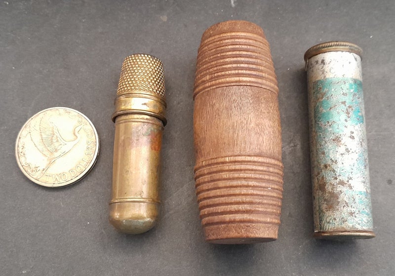 THIMBLE TOPPED SEWING KIT FOR PURSE & TWO NEEDLE STORAGE / DISPENSERS.VINTAGE Carousel 1