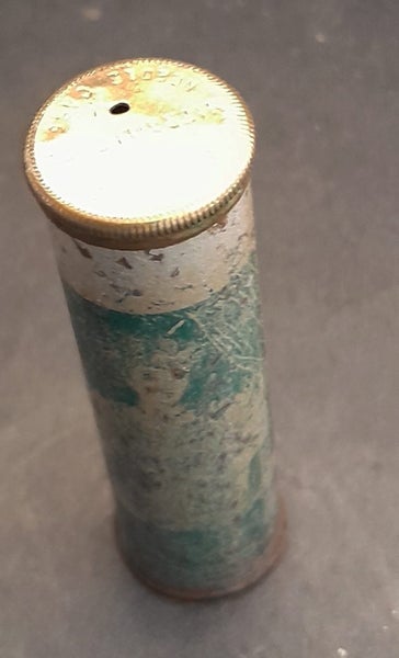 THIMBLE TOPPED SEWING KIT FOR PURSE & TWO NEEDLE STORAGE / DISPENSERS.VINTAGE Carousel 6