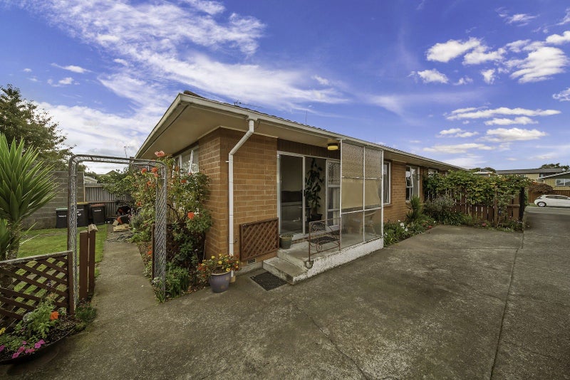 Image 1 of 15