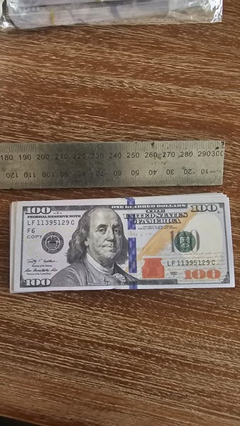 stack of 100x $100 usd bills *small copys* Carousel 3