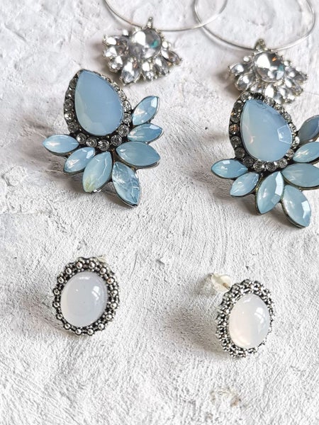Four Pairs Gorgeous Crystal Earrings Blues Carousel 4