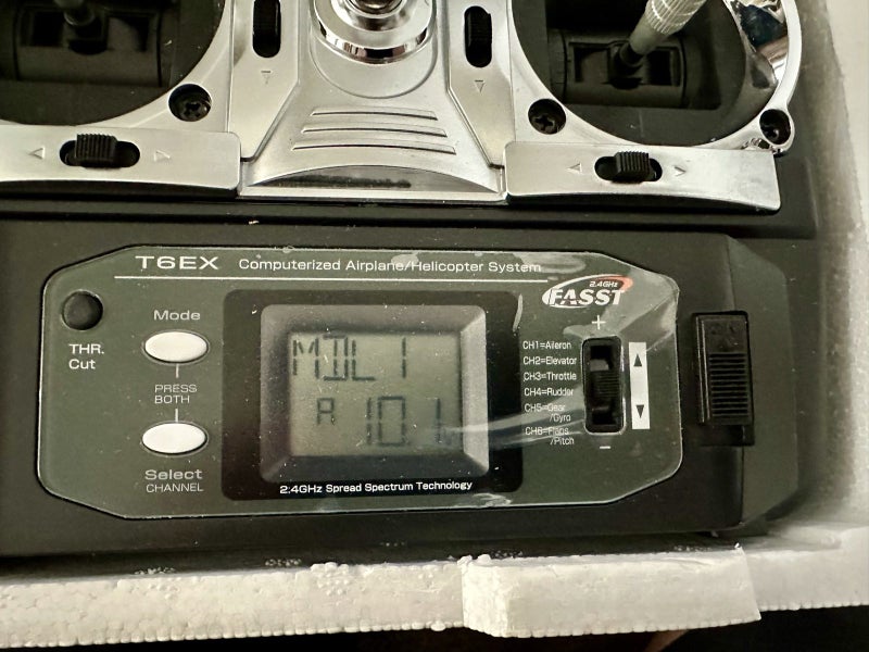 Kyosho Calmato Alpha R/C trainer plane with Futaba 6EX radio set (Ready-to-Fly) Carousel 16