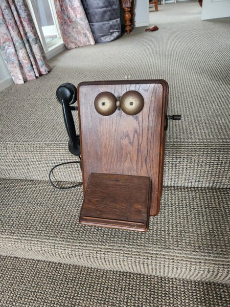 Beautiful restored Vintage Wooden Wall telephone Carousel 1
