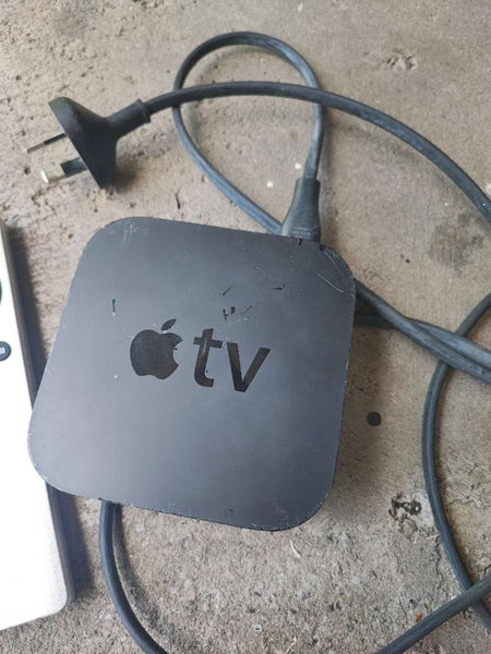 Apple TV With Remote & Power Cord A1469 Carousel 2