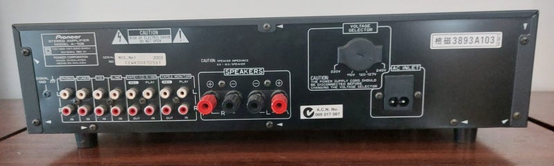 Pioneer A - 109 Stereo integrated Amplifier Carousel 2