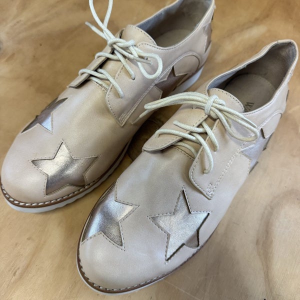 Walnut Melbourne Maze Star Lace Up Shoes Size 37 Carousel 1