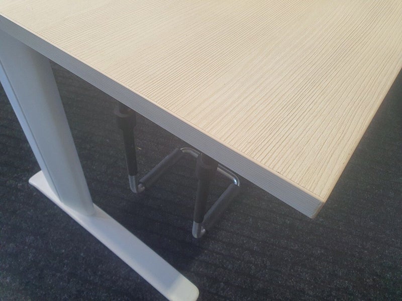 Office desks with partition, Desk pod for 2 Carousel 5