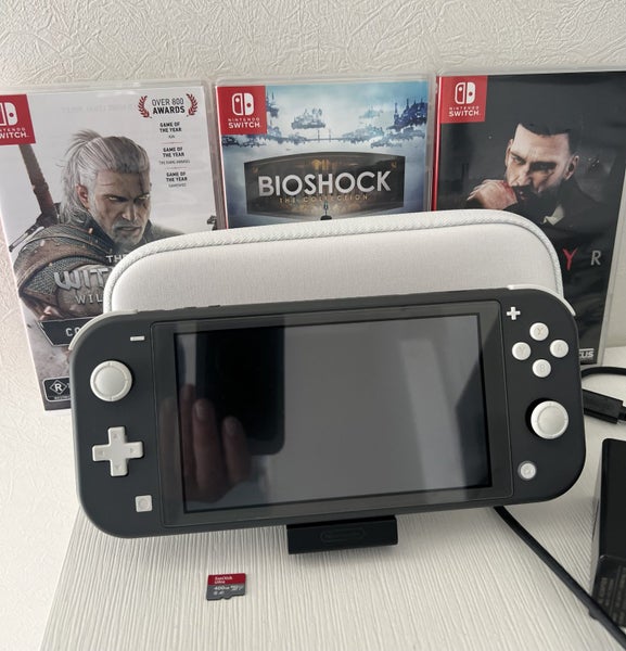 Nintendo Switch Lite 400gb SD + 3 Games Carousel 1