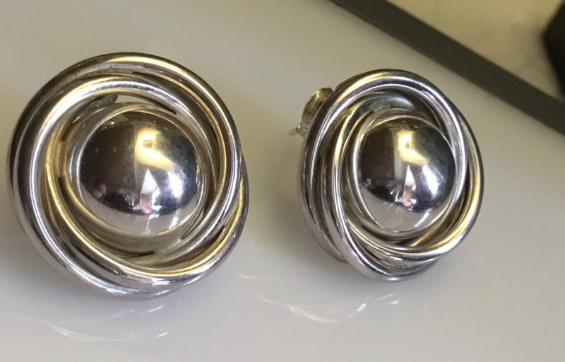 Sterling Silver VINTAGE Earrings (9 mm Diameter) Carousel 2