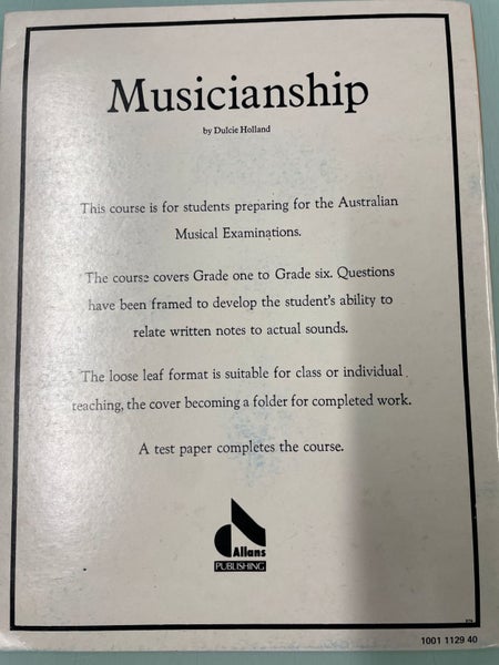 Dulcie Holland Musicianship - Fifth Grade (Second Hand) Carousel 3