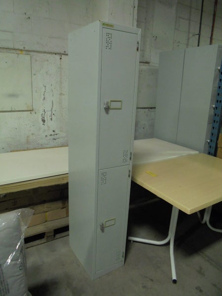 Locker 2 Tier 1 Bank Camlocks Carousel 1