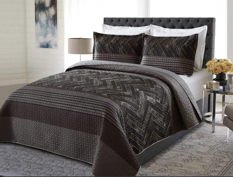 OVERSIZED LUXURY 3 PIECE QUILTED BEDSPREAD recommended for KING or QUEEN #B6 Carousel 1