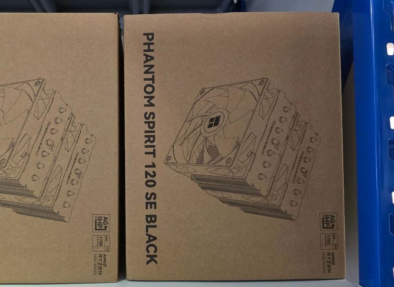 Thermalright Phantom Spirit 120 SE All Black Edition Dual Towers CPU Air Cooler Carousel 1