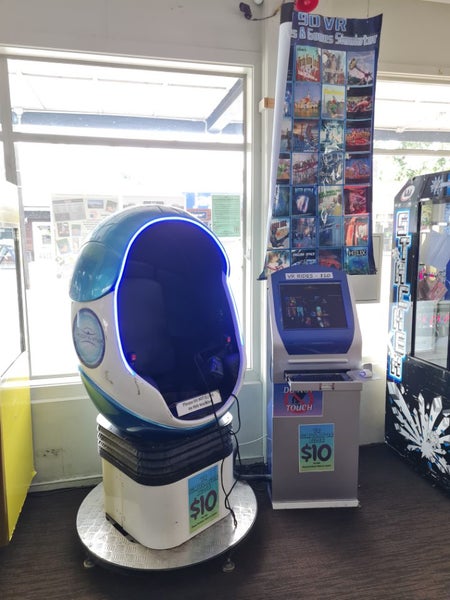 9D VR simulator pod Carousel 2