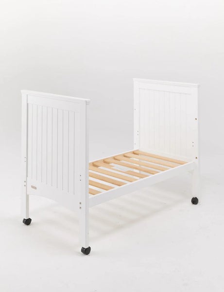 Great condition Farmers legacy growtime 4-in-1 cot Carousel 2