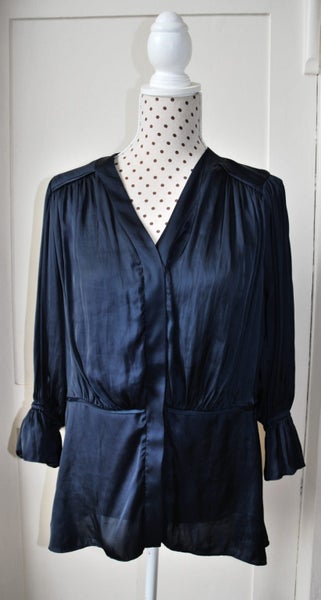 Morrison Navy Top sz 12 Carousel 1
