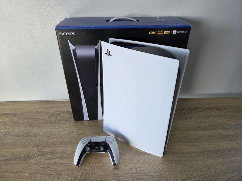 PS5 Console + Controller Carousel 2