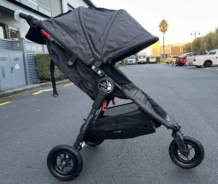 CHARCOAL old version clearance price Baby jogger pram City mini GT baby stroller Carousel 1