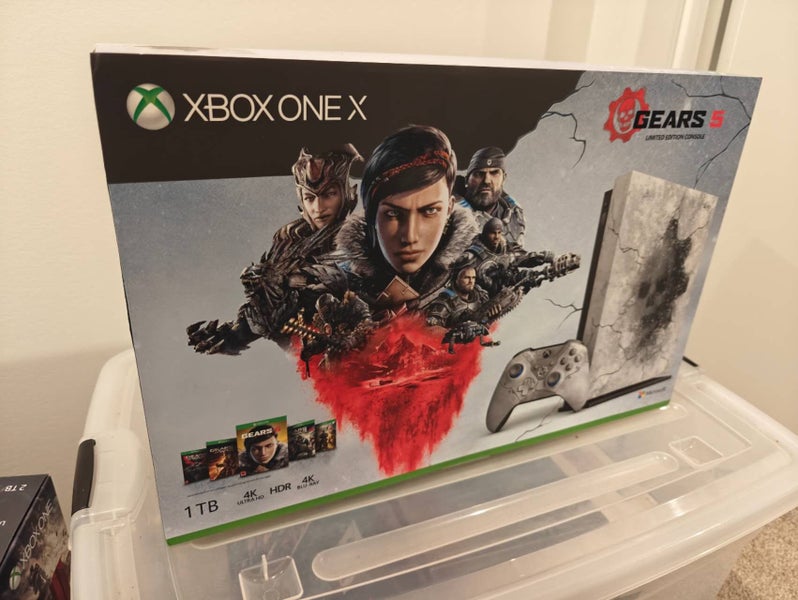 Gear of War 5 Limited edition xbox one X console seal Carousel 1