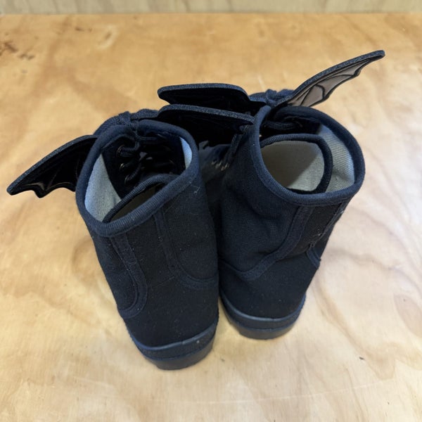 Black Canvas Hi Top Bat/Goth BootsSize 40 Carousel 4