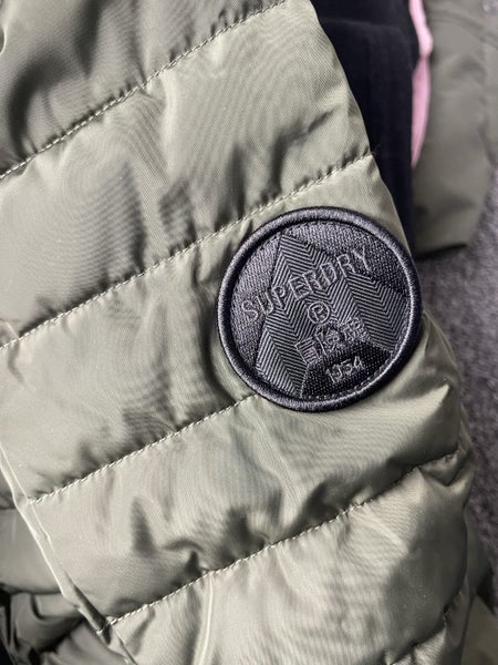 Ladies Superdry Puffer Jacket Carousel 2