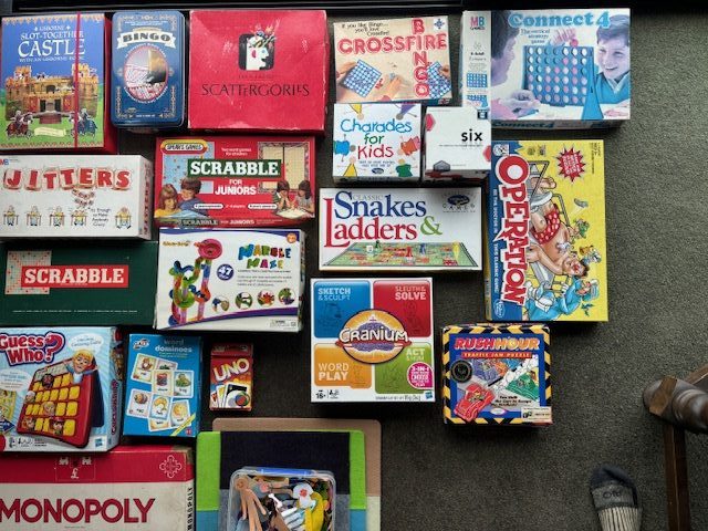 20 family games, auction is for ONE game, happy to combine, bid, then choose Carousel 1