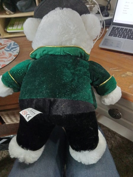 FARMERS SANTA BEAR 2018 Carousel 3