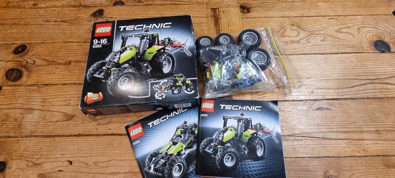 #9393 - Technic Tractor Carousel 1
