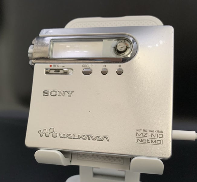 Sony MZ-N10 NetMD Tenth anniversary Minidisc recorder Carousel 2