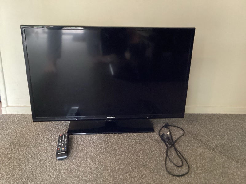 Samsung 32 inch tv Carousel 1