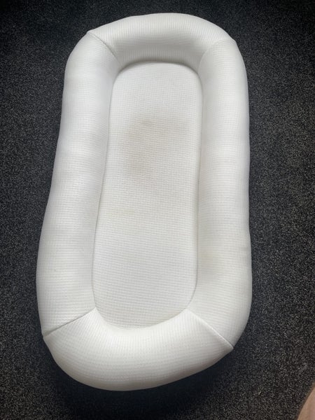 Little Bee Breathable Baby Nest Carousel 1