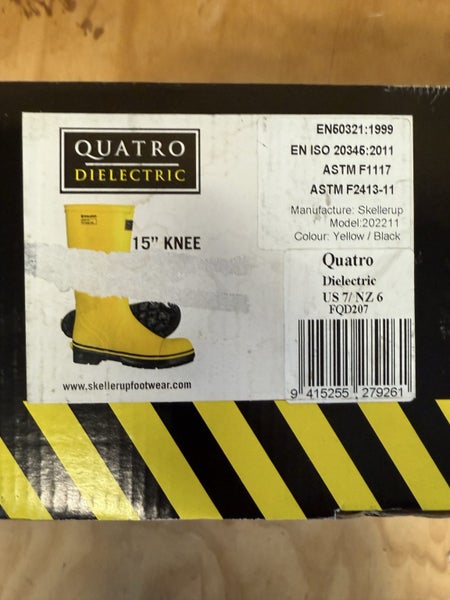 Skellerup Quatro Dielectric Gumboot Size US7 NZ6 15” Knee Carousel 8