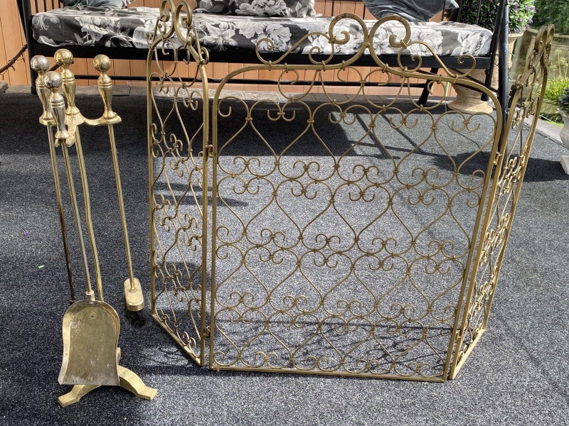 Ornate Gold (Maybe Brass) Wrought Iron Scroll Kindling Holder Carousel 5
