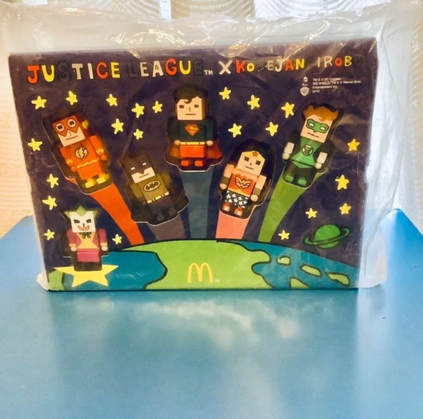 McDonald toys - Justice League Carousel 1