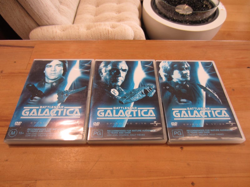 Batlestar Galactica: Complete Series, 7 Disc Collection Carousel 3