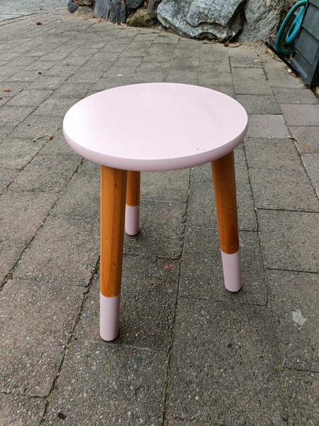 Cute Child's Chair Carousel 2