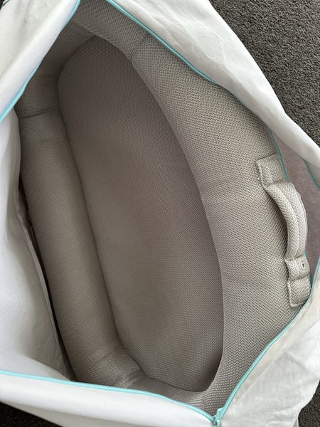 Growbright Airnest sleep pod Carousel 1